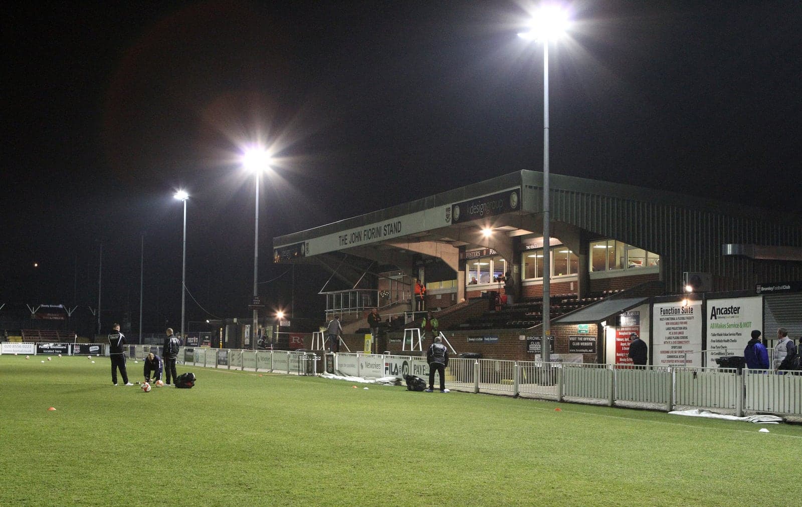 “Hayes Lane Stadium (geograph 3359000).jpg” by Martin Addison, via Wikimedia Commons, licensed under CC BY-SA 2.0.